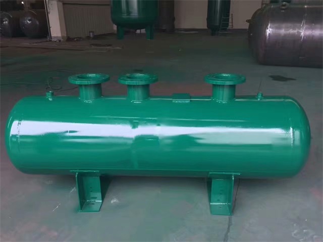 1679991473376569.jpeg 迁安迁安迁安蒸汽分气缸1.jpeg